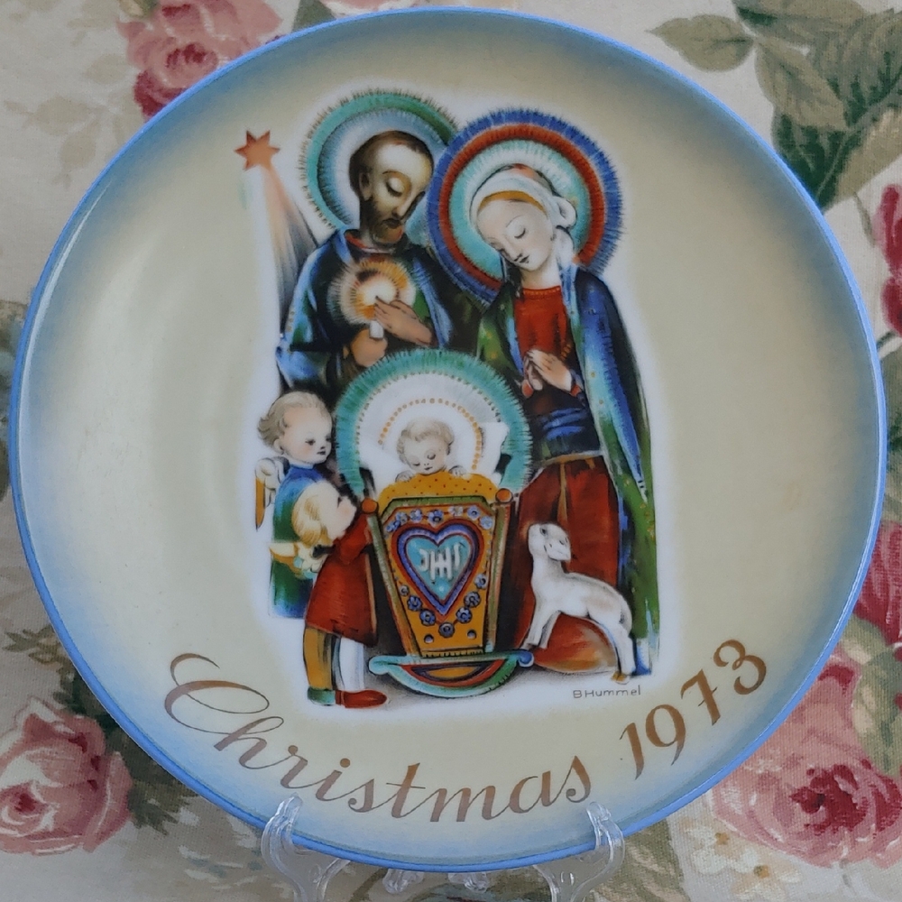 Hummel Vintage Christmas 1973 "The Nativity" Collector 7.5" Plate with Box